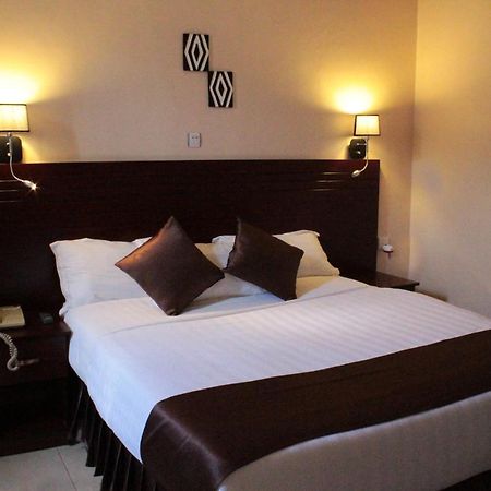 Dereva Hotel Rwamagana Экстерьер фото