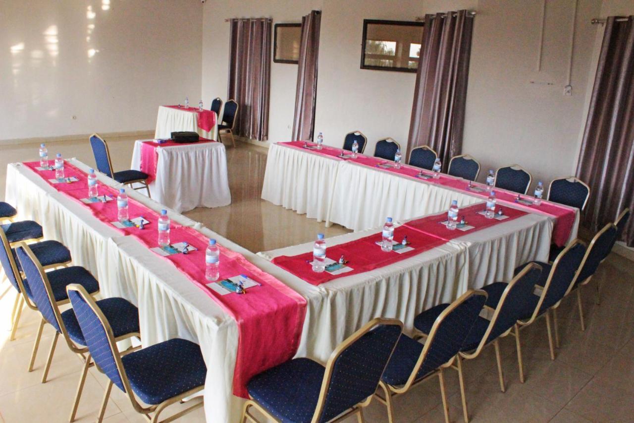 Dereva Hotel Rwamagana Экстерьер фото