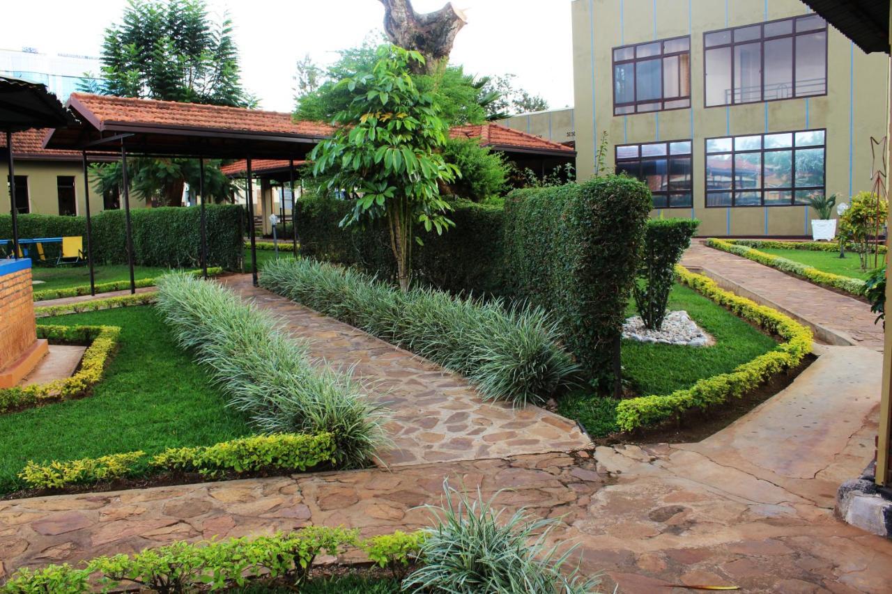 Dereva Hotel Rwamagana Экстерьер фото