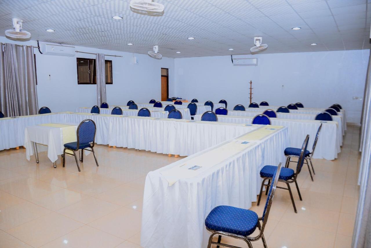 Dereva Hotel Rwamagana Экстерьер фото